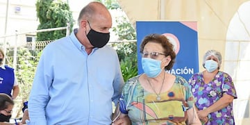 Omar Perotti y Angelita Burkhard, su madre