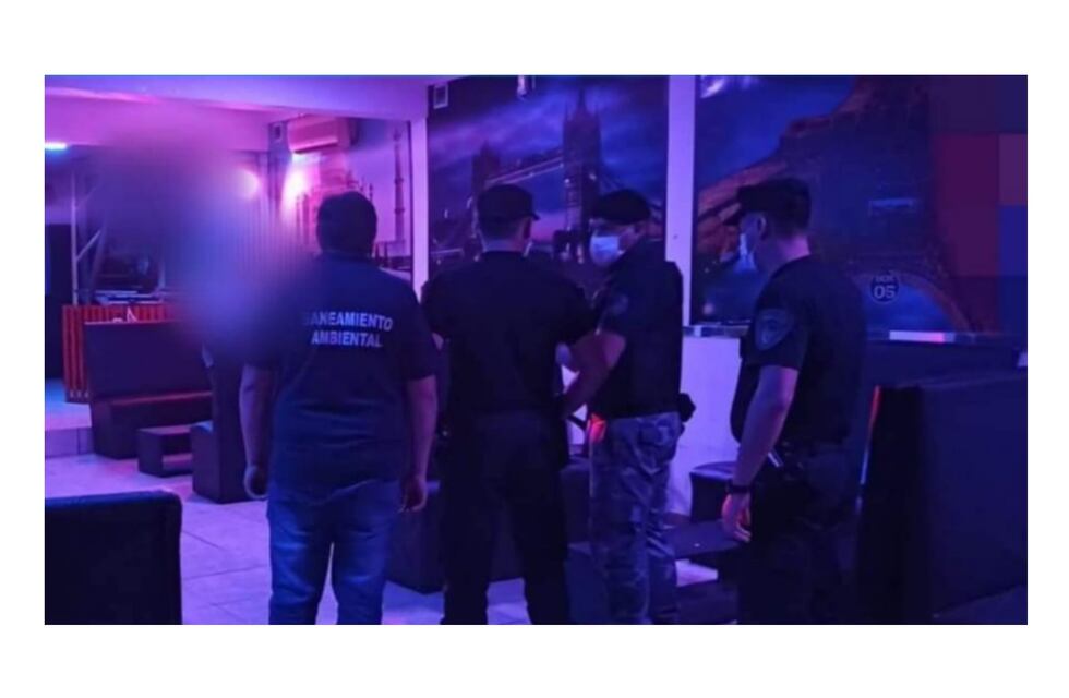 Un pub fue clausurado por falta de habilitación para la venta de narguile