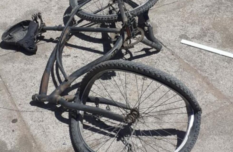 Ciclista muere atropellado en Ex RN 147