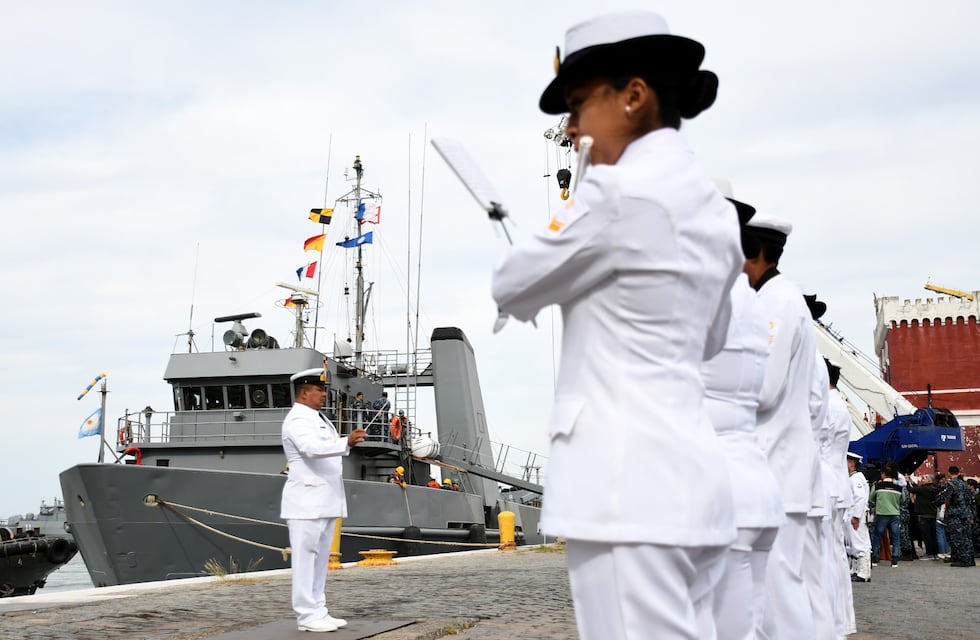 Zarpó desde Puerto Belgrano el aviso ARA “Teniente Olivieri” y llegará a Ushuaia