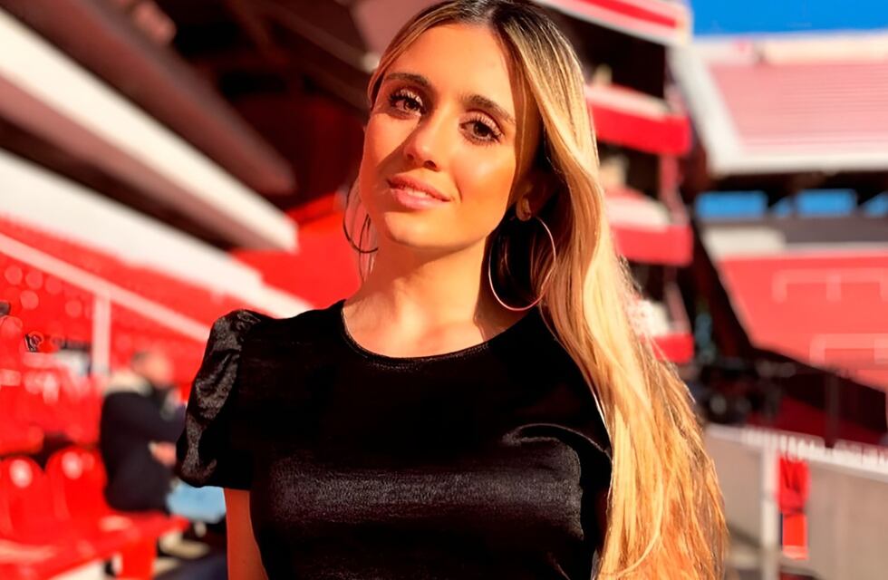 Morena Beltrán dijo presente en la victoria de Argentina frente a Países Bajos con un look radiante