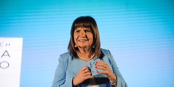 Patricia Bullrich durante la presentación del libro en la facultad de derecho
Foto Federico Lopez Claro