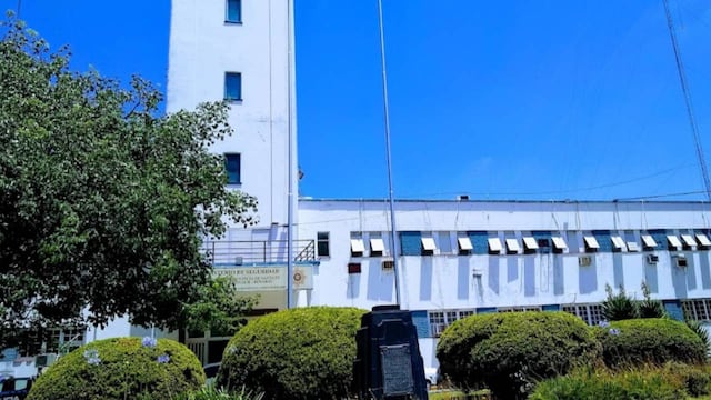 La Jefatura de la Unidad Regional II tiene su sede sobre Ovidio Lagos al 5200 en Rosario.