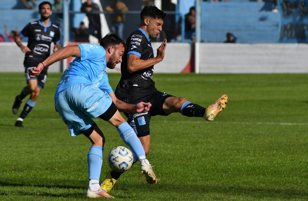 Empate con sabor a poco de Estudiantes en Río Cuarto, por la Primera Nacional