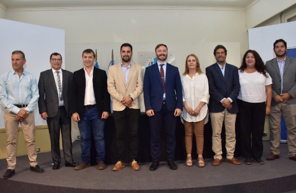 En intendente de Concordia Azcué redujo un 45% los cargos políticos