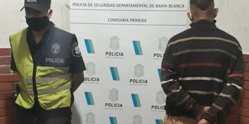Golpeó a una mujer y fue detenido