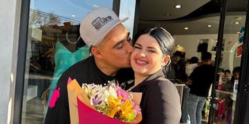 Kami inauguró un nuevo local, pero los comentarios apuntaron al Moneda.