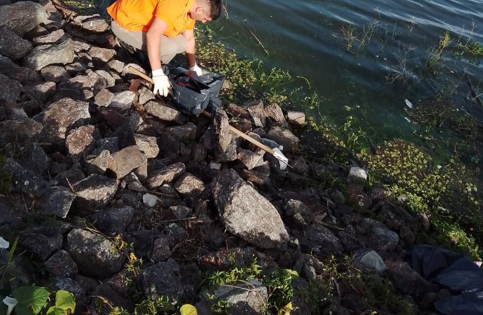 Continúa la limpieza de la costanera en Carlos Paz