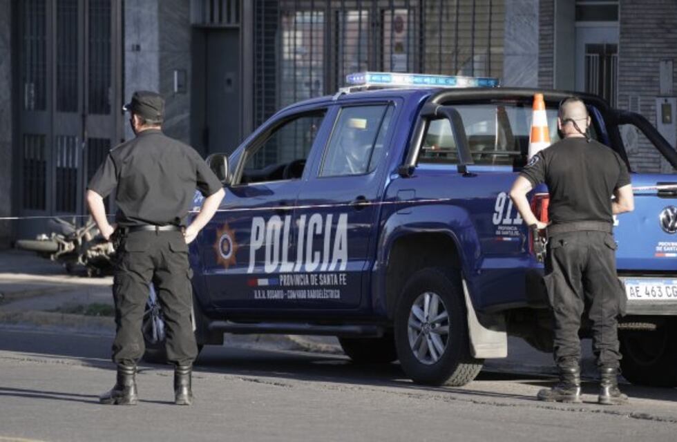 Mató a una mujer en el Barrio 31, apuñaló a una joven en Recoleta y se entregó a la Policía