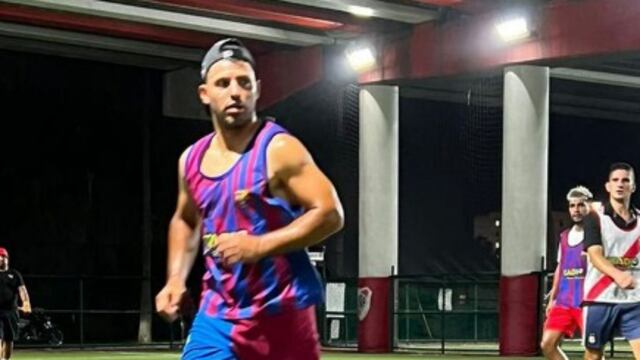 El Kun Agüero volvió a jugar al fútbol con la camiseta de Barcelona.