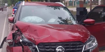 El vehículo en el que viajaba el sujeto detenido.