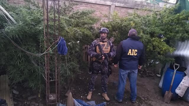 La Agencia de Investigación Criminal (AIC) hizo cinco allanamientos en Rosario y Pérez. (Ministerio de Seguridad de Santa Fe)