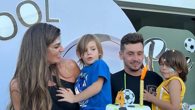 Ornella Ferrara junto a su familia.