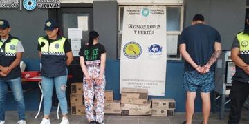 Detenidos por robo y estafa.