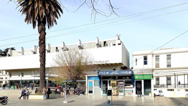 La víctima fue baleada en Gorriti al 5800 y su muerte se confirmó en el Hospital Centenario.