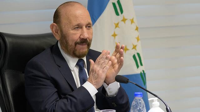 El gobernador de Formosa, Gildo Insfrán, no se vacunó por ser mayor de 60