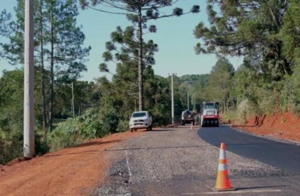 Avanza el asfaltado del accedo a Tobuna