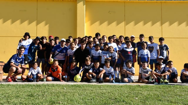 El jugador de Juventus de Italia y de la Selección Argentina de fútbol recibió el reconocimiento del Municipio marchiquitense.