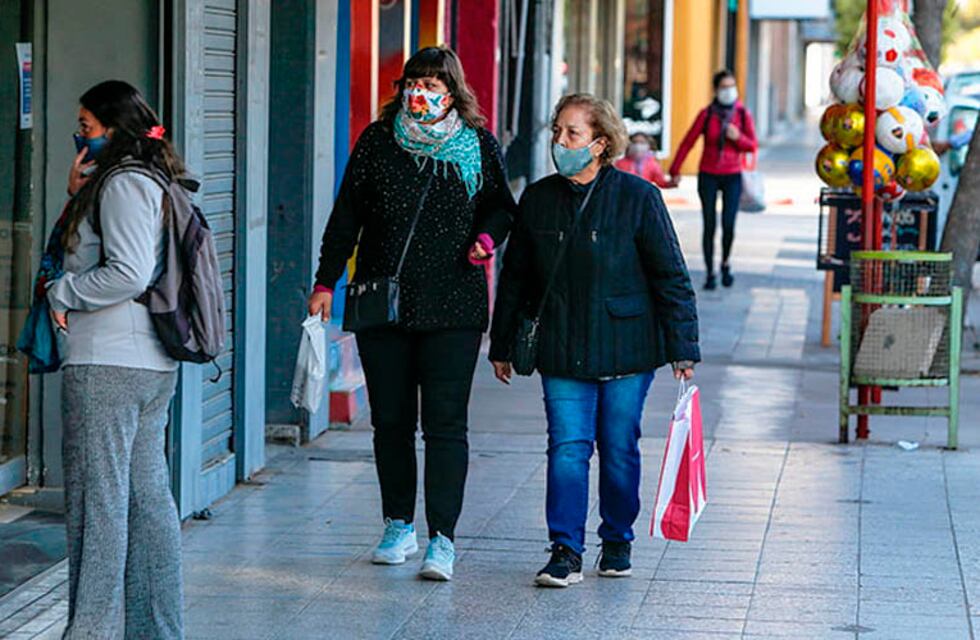 Acuerdo entre la Cámara de Comercio y el gremio de empleados para implementar el horario corrido en Santa Rosa
