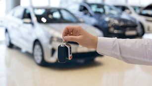 Un cordobés contó que lo rechazaron por no tener auto y las respuestas fueron desopilantes.