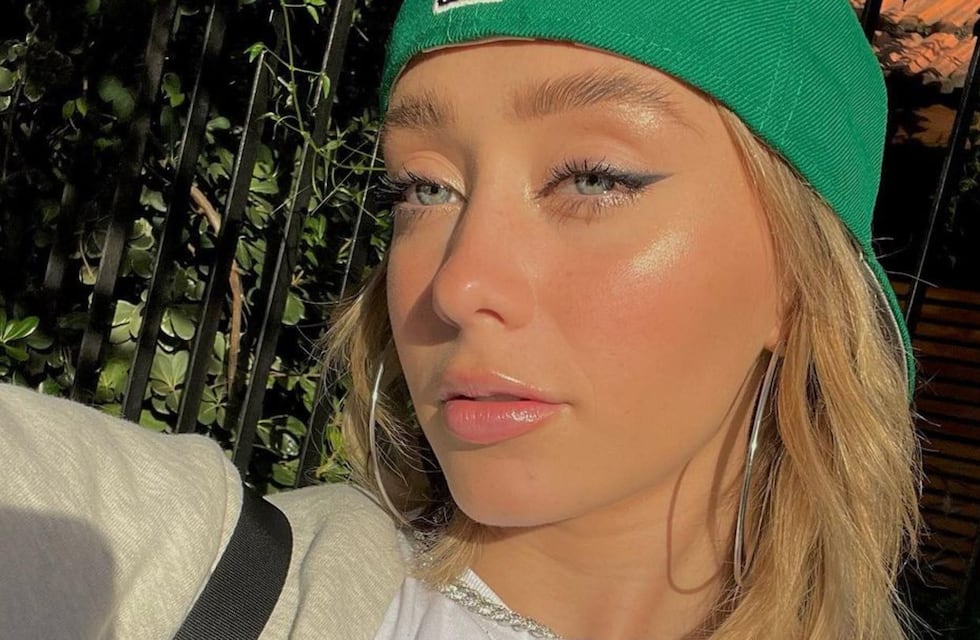 Tuli Acosta, la novia de Lit Killah, sorprendió con fotos sin ropa y al borde de la censura en Instagram