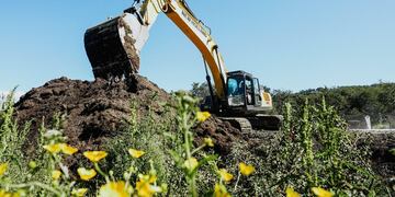 La Municipalidad apertura de la primera de las tres calles que están proyectadas en el barrio de Andorra.