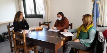 Equipo técnico de la Dirección de Mujeres, Género y Diversidad de visita a Orense y San Francisco de Bellocq