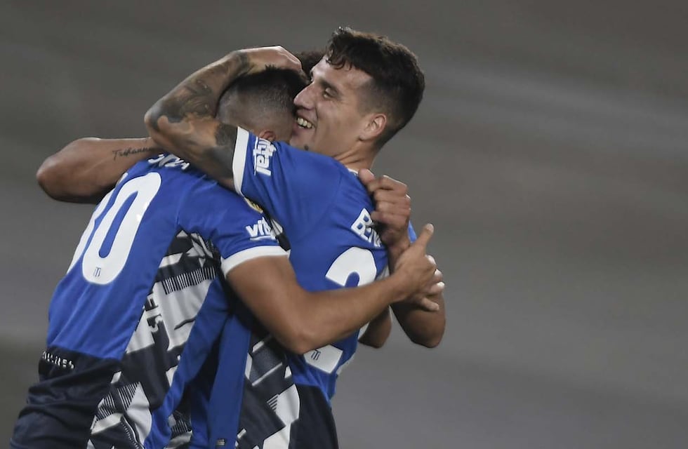 “Una locura” de Ortegoza ante River: Ulises hizo bailar a Talleres