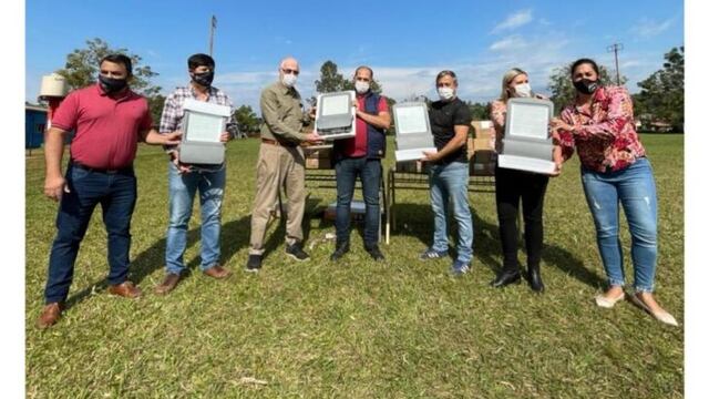 El Soberbio: se hizo entrega de Luminaria LED. Energía de Misiones