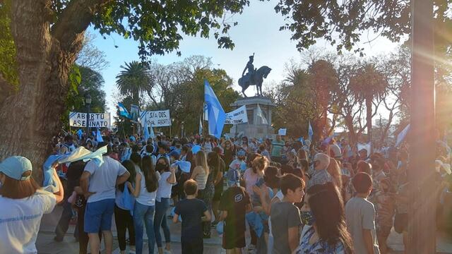 Caravana por las Dos Vidas en Plaza Pringles