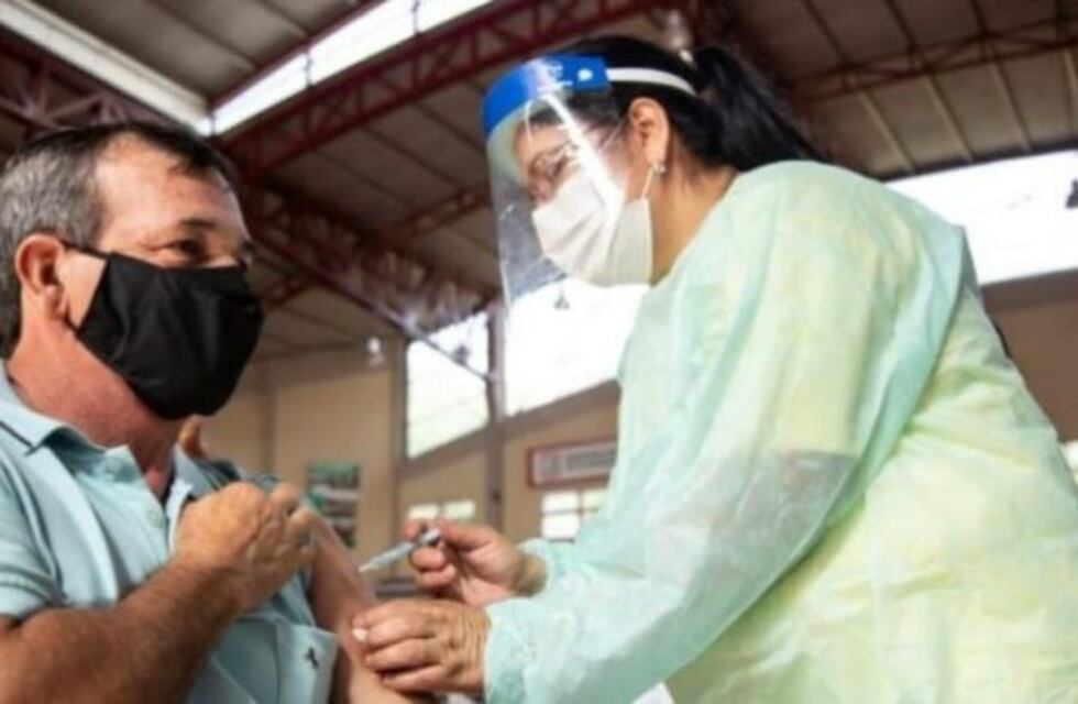 A partir del lunes comenzará la aplicación de la tercera dosis de la vacuna contra el coronavirus