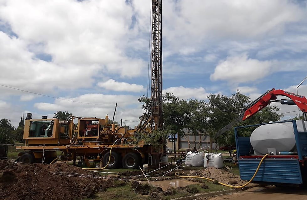 Importantes obras en la red de agua potable benefician a Ceibas