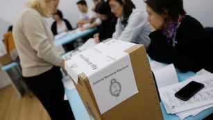 Elecciones legislativas 2025: fecha de padrones, presentación de candidatos y qué se vota el 26 de octubre. (EFE/Mariscal)