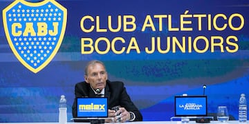 Miguel Ángel Russo suspendió la conferencia de prensa tras el empate de Boca ante Racing, al quedarse sin voz (AP Foto/Gustavo Garello)
