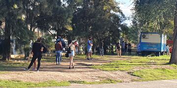 En una de las tantas jornadas de operativo "Identificar Verano" en Villa Carlos Paz. (Foto: VíaCarlosPaz).