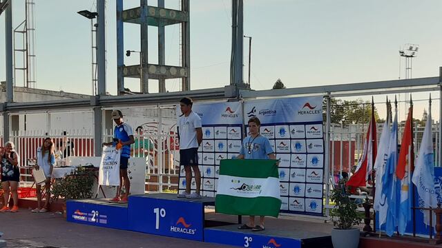 Fabricio Grumelli natación Arroyito