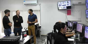 Maximiliano Postovit, en el Centro de Monitoreo de Rafaela