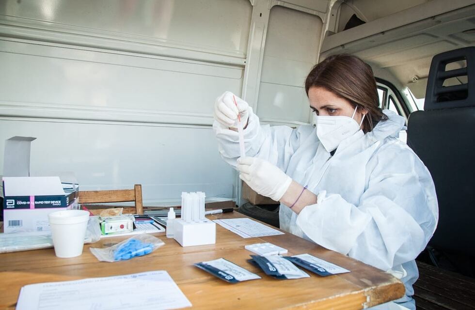 Las Heras convoca a bioquímicos para reforzar la campaña sanitaria