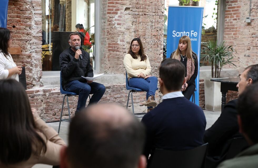 Rafaela expuso sus experiencias en asociativismo en un encuentro provincial