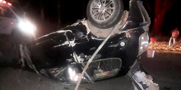 Luego del impacto, el Palio volcó (InfoWini)