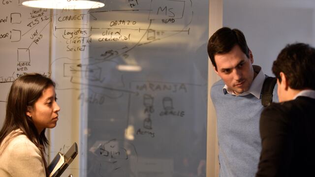 Colaboración. La innovación abierta se nutre de un ecosistema cooperativo y de vinculaciones de alto impacto. (Ramiro Pereyra/LaVoz/Archivo)