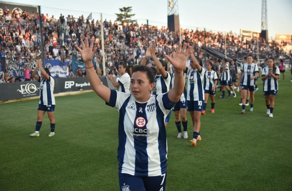 Eli Capdevila, goleadora y capitana de Talleres: sus increíbles números y su historia