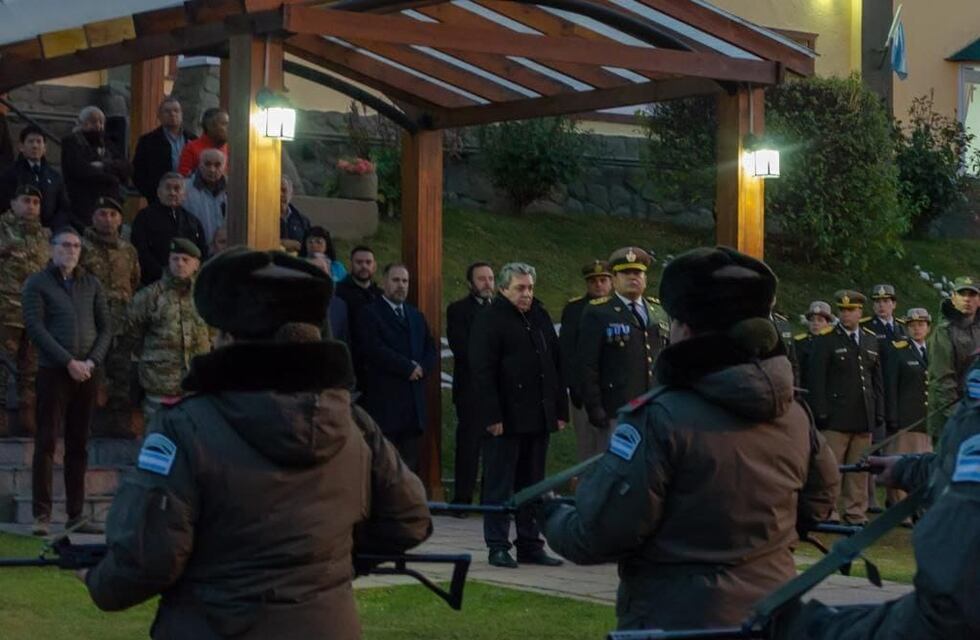 La Municipalidad participó de acto por el 213º Aniversario de la Revolución de Mayo