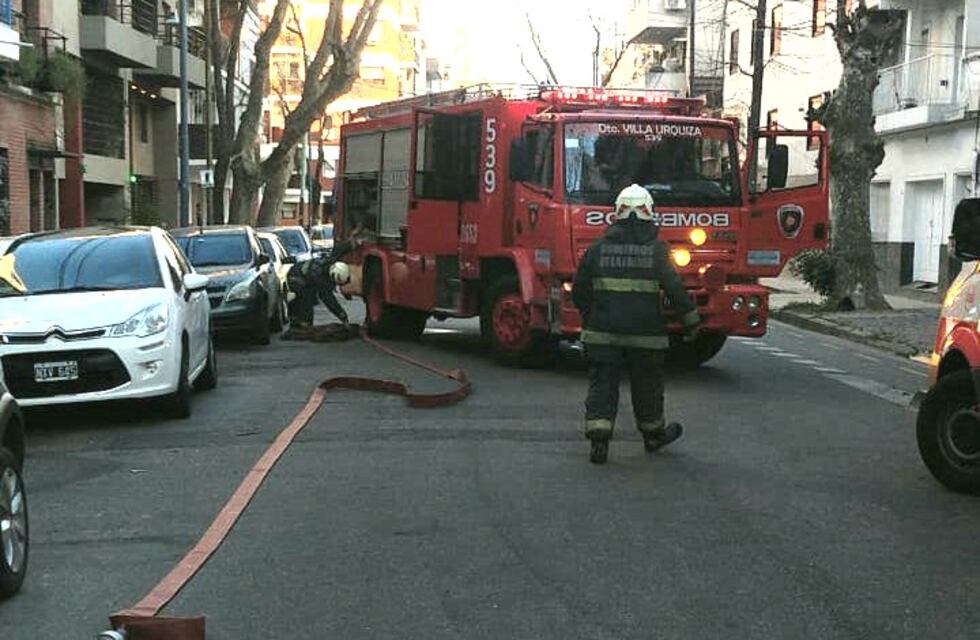 Se incendió un departamento en Belgrano y evacuaron el edificio