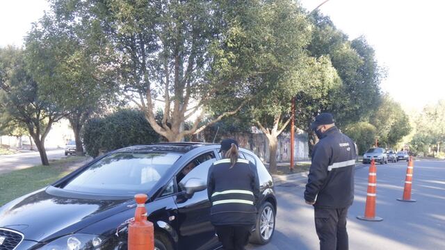 Controles en diversos sectores y en los ingresos a Carlos Paz.