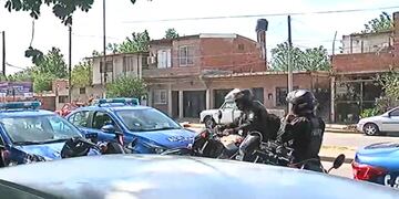 Una persecución policial en Villa Banana derivó en la muerte de Maximiliano Barrionuevo.