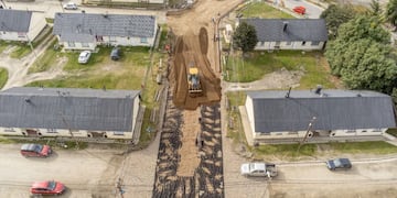 Plan de obras que lleva adelante la Municipalidad de Ushuaia, continúan los trabajos en la calle Cabo Grananniello, del Barrio Brown.