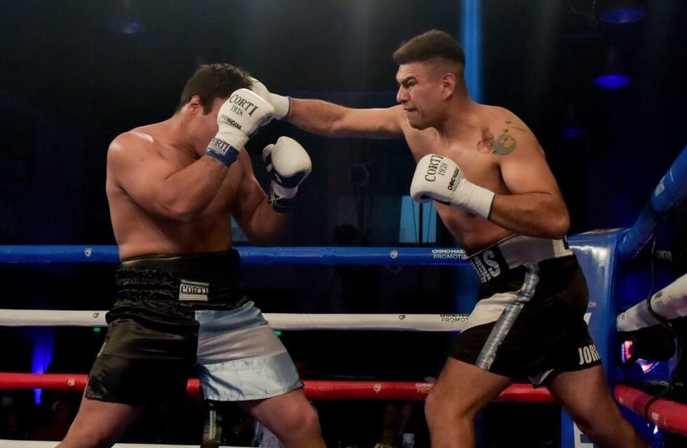 Boxeo: Jorge “Junior” Arias es primero en el ranking de FAB, categoría peso pesado