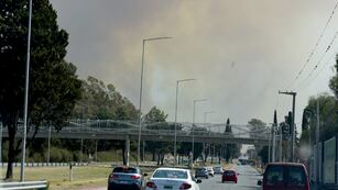 Fuego en Córdoba, por múltiples incendios. Qué dice el pronósitico extendido (José Gabriel Hernández / La Voz).