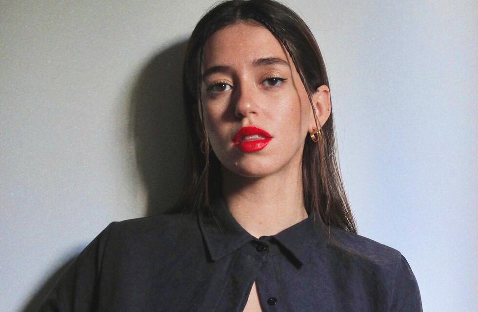 Leticia Siciliani sorprendió en Instagram con fotos sin ropa y desde una bañera con flores: “Pasar la tarde con amor”